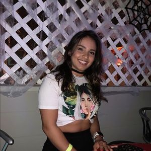 Meet your Posher, Daniela